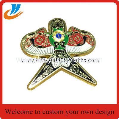 New design pins custom gold matt gold badge pins cheap price wholesale