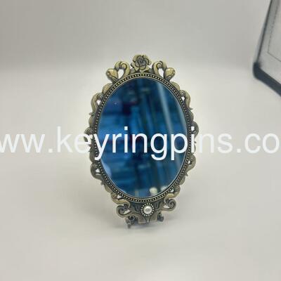 Magnet small size folding makeup mirror, Metal cosmetic mirror for sale