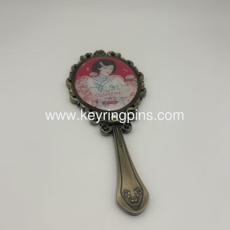 Magnet small size folding cosmetic mirror made of zinc alloy with customizable plating colors and OEM options suitable for gifts