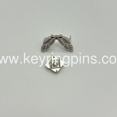 Good price Silver Leaf Bow Enamel Pin, Vintage Botanical Lapel Pin, Elegant Nature Collectible Badge オンライン