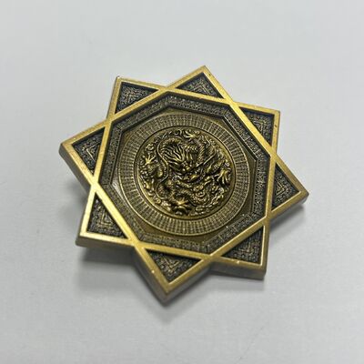 Good price 中国ドラゴンオクタグラム メタルエナメルピン, ゴールデンドラゴン コレクションラペルピン, 東洋神話のバッジ オンライン