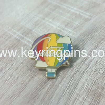 Good price Calistoga Hot Air Balloon Enamel Pin, California Travel Souvenir Lapel Pin, Rainbow Sky Collectible Badge オンライン