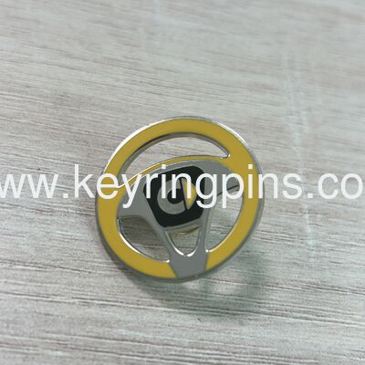 Good price Steering Wheel Shape Enamel Pin, Car Driving Theme Metal Badge, Auto Enthusiast Collectible Lapel Pin オンライン